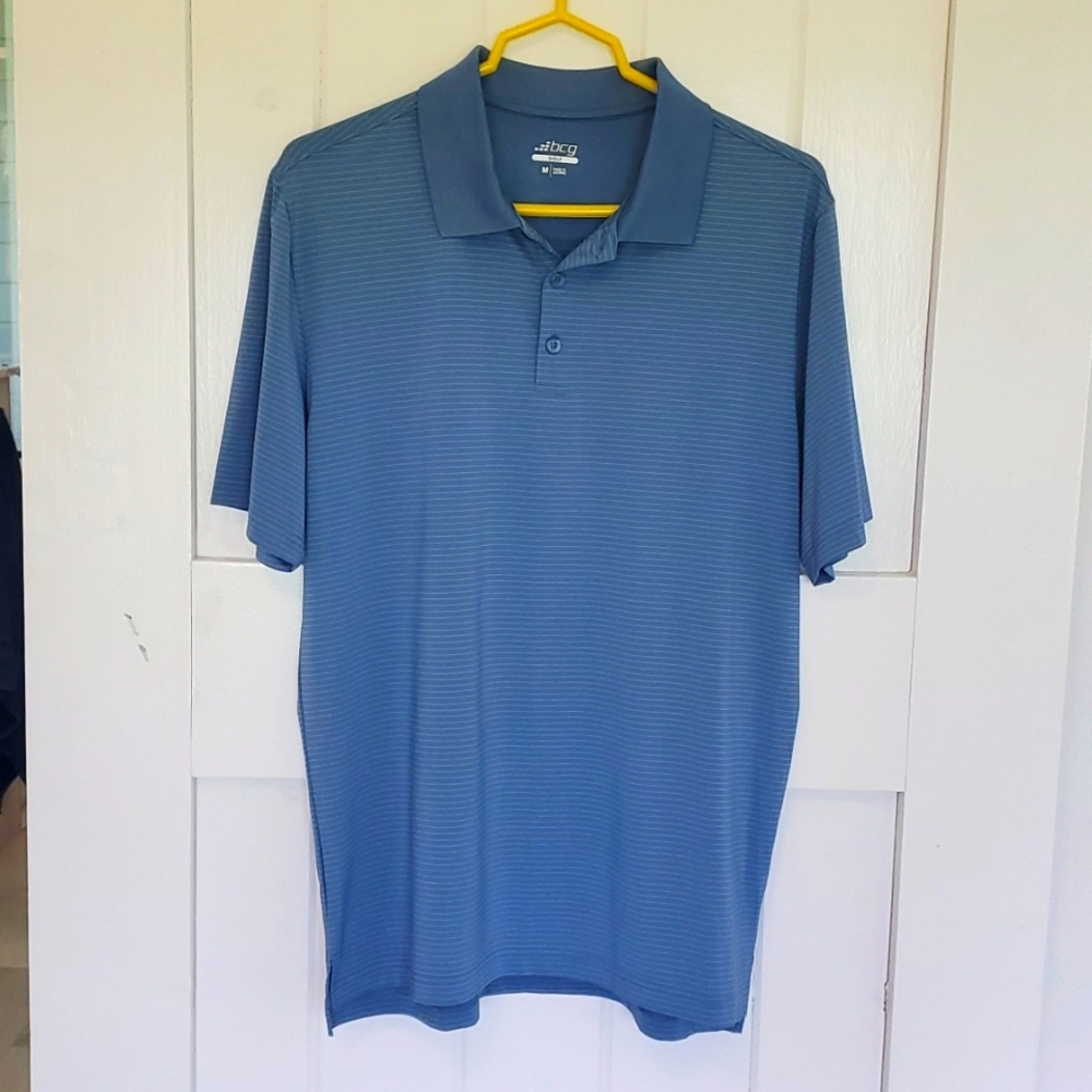NWT Men's golf shirt size medium